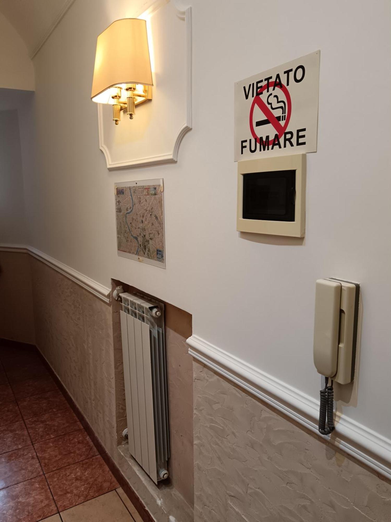 Privato Simone Bed & Breakfast *